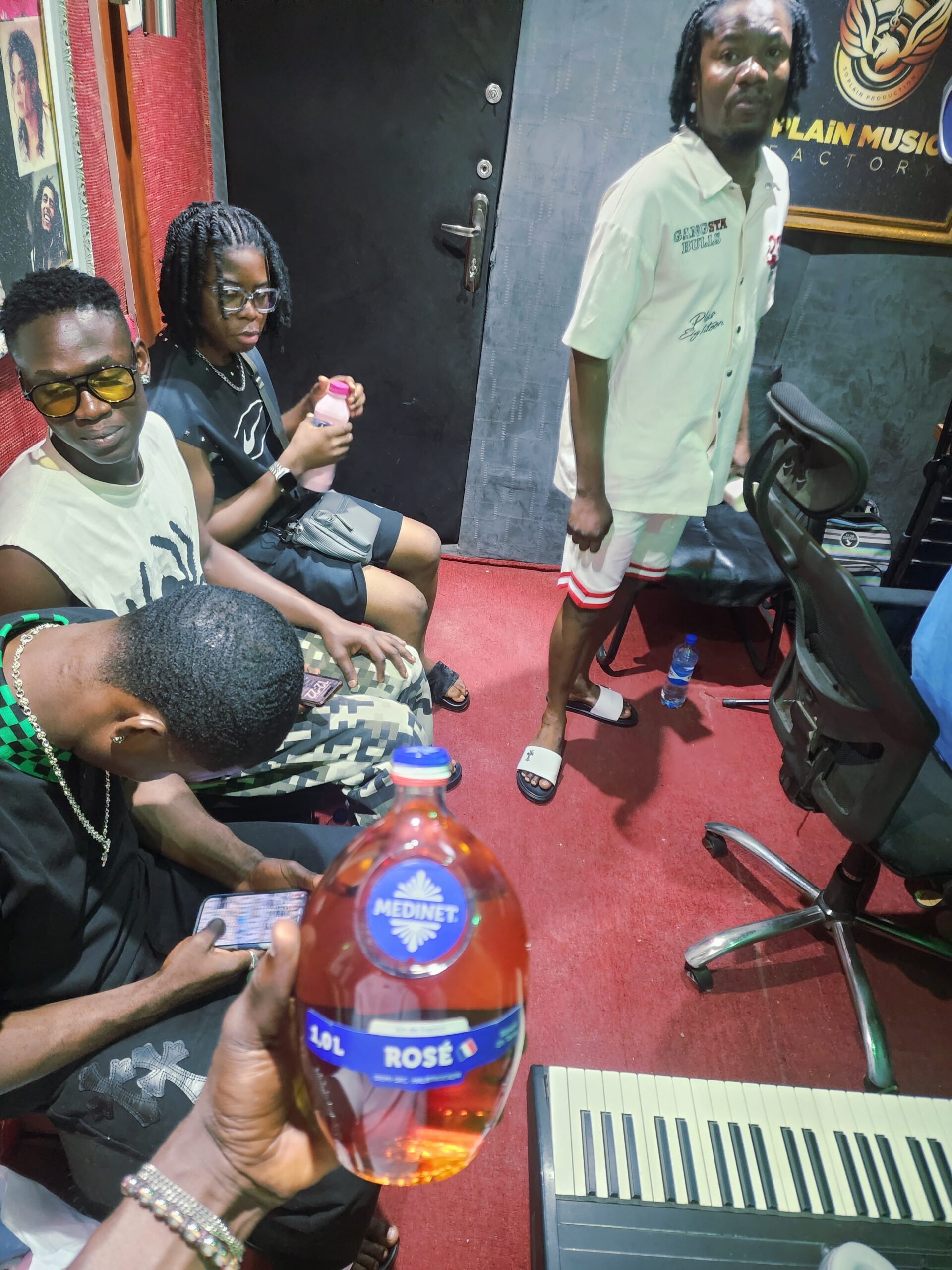 STUDIO